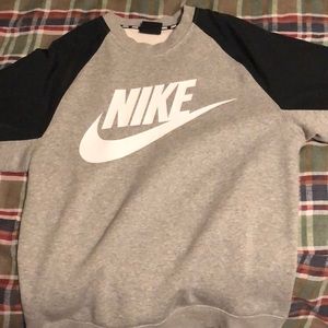 Nike Big Logo Crewneck Sweater